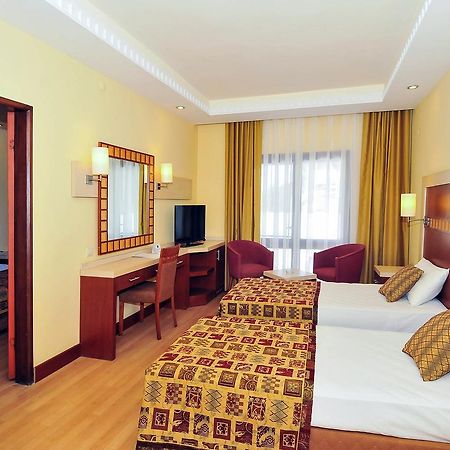 Green Beach Resort Gundogan  Exterior photo