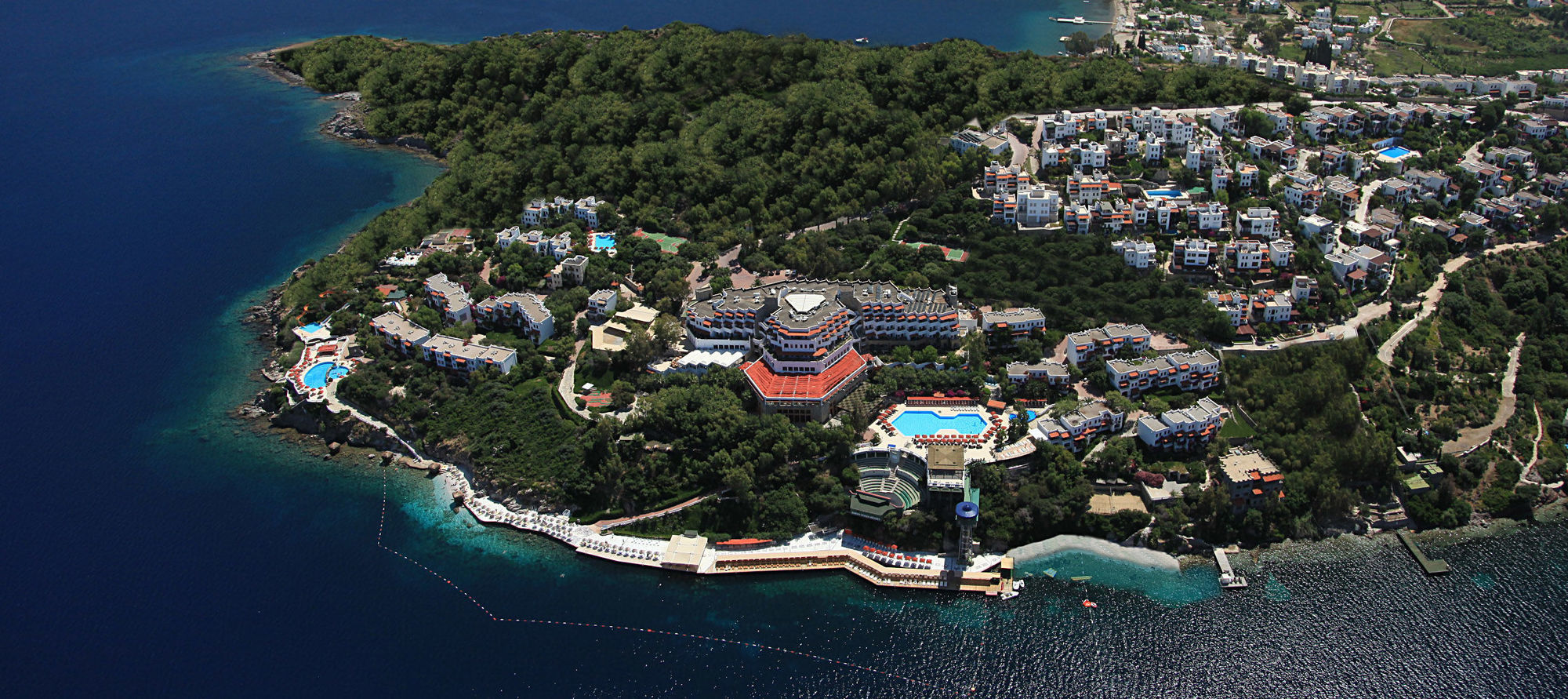 Green Beach Resort Gundogan  Exterior photo