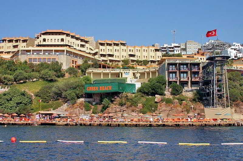 Green Beach Resort Gundogan  Exterior photo