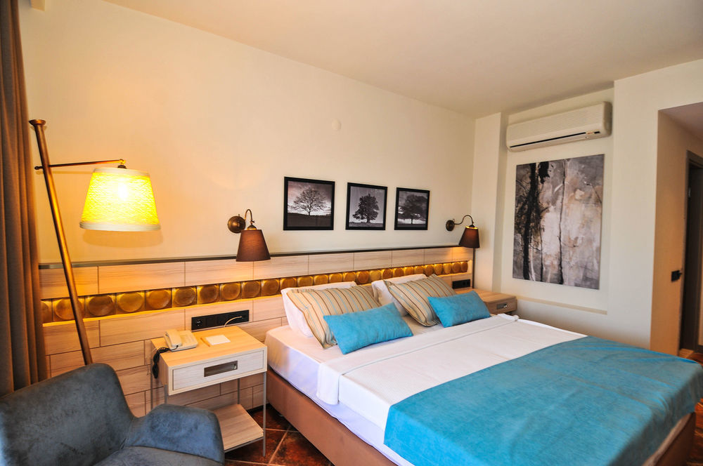 Green Beach Resort Gundogan  Exterior photo